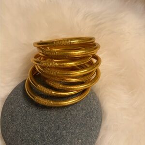 NWT Budhagirl set of 9 all weather bangles size M